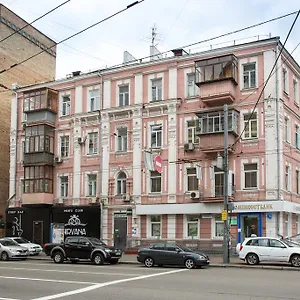 Cozy In Centre Of Apartment