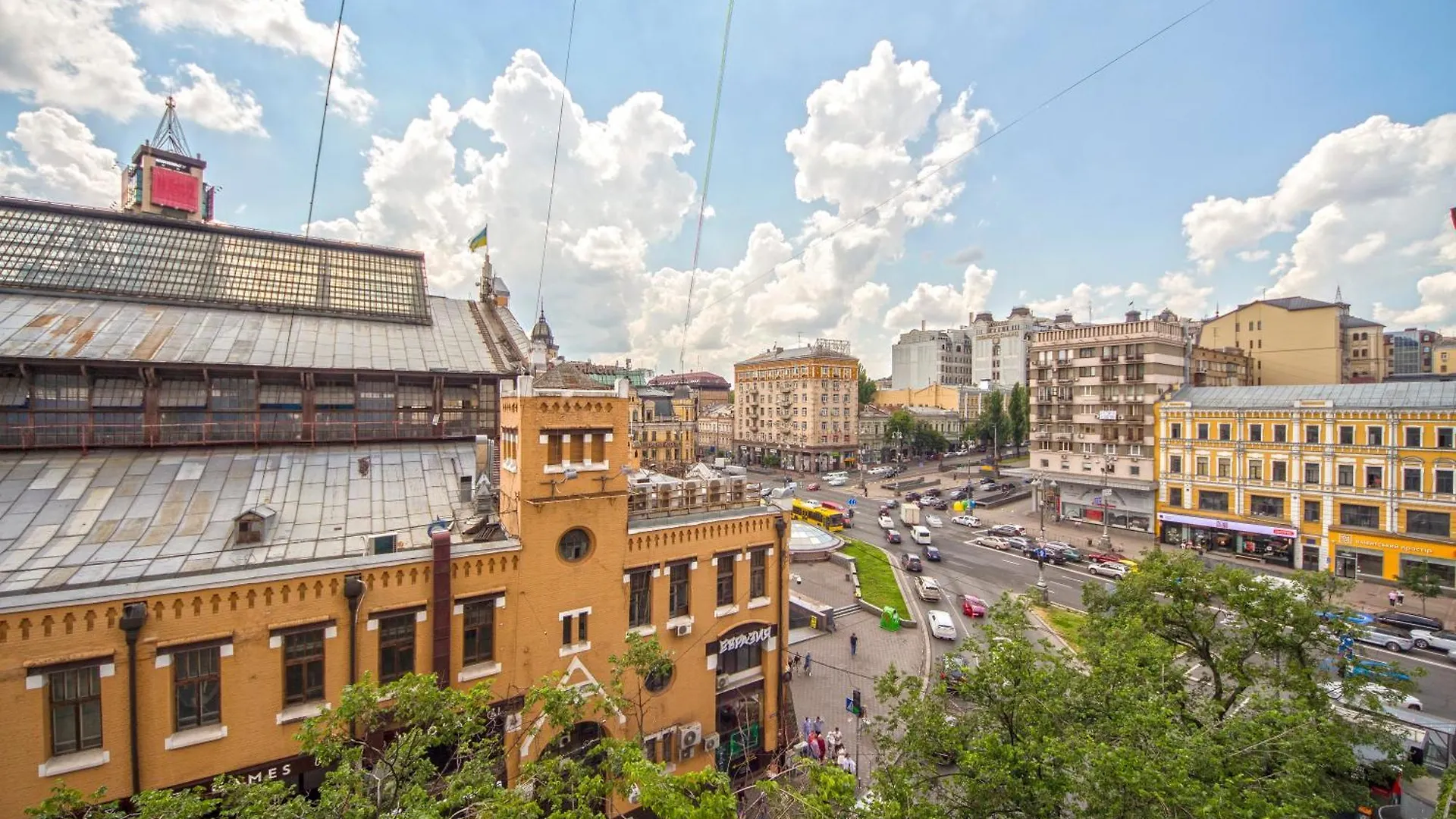 Arena Apartments Baseina Area Kyiv